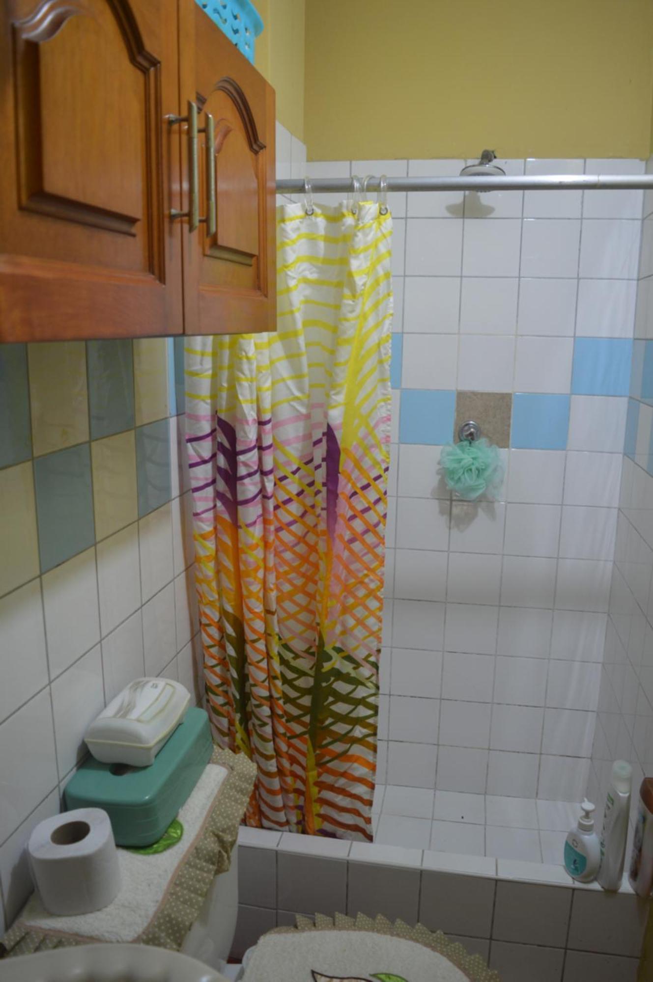Guest House *